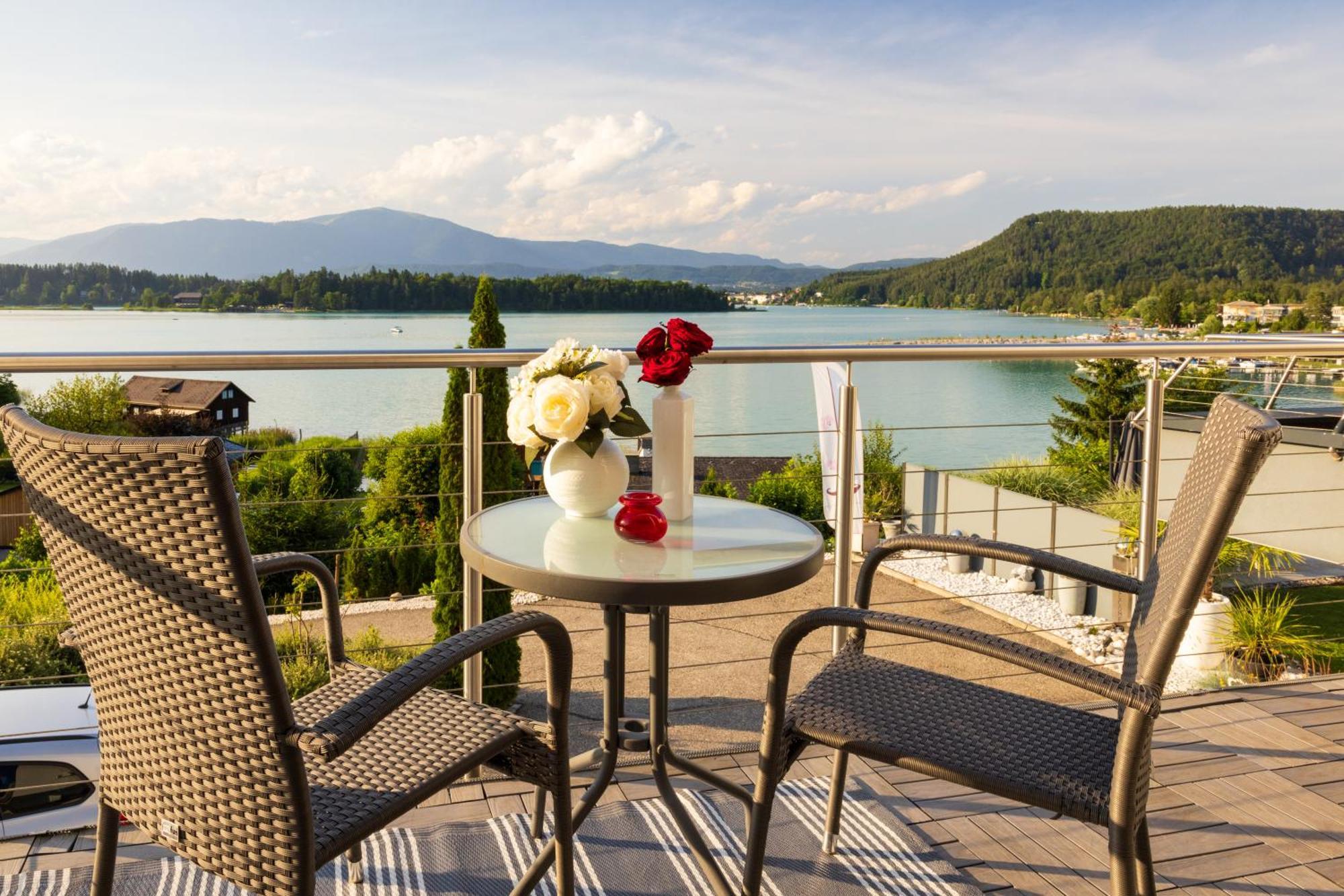 Lakeside Apartments - Adults Only Фаак ам Зее Екстериор снимка